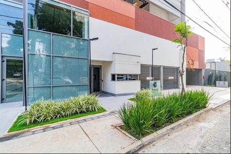 Studio para alugar com 25m², 1 quarto e sem vaga Studio para alugar com 25m², 1 quarto e sem vagaFachada e portaria