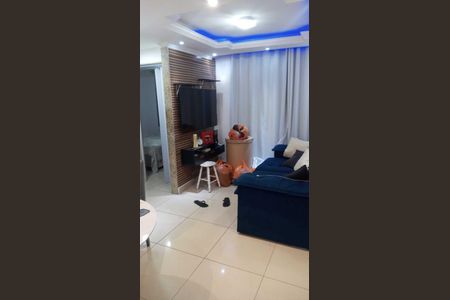 Sala de apartamento para alugar com 2 quartos, 40m² em Padre Miguel, Rio de Janeiro