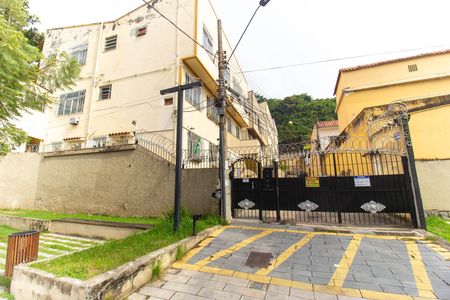 Apartamento à venda com 70m², 2 quartos e sem vaga Apartamento à venda com 70m², 2 quartos e sem vagaFachada