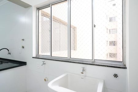 Apartamento para alugar com 67m², 2 quartos e 1 vagaÁrea de serviço