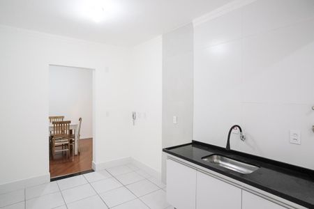 Apartamento para alugar com 67m², 2 quartos e 1 vagaCozinha