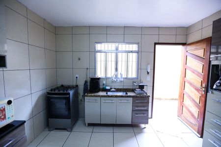 Casa à venda com 85m², 2 quartos e 1 vagaCozinha