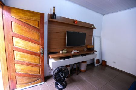 Casa à venda com 85m², 2 quartos e 1 vagaSala