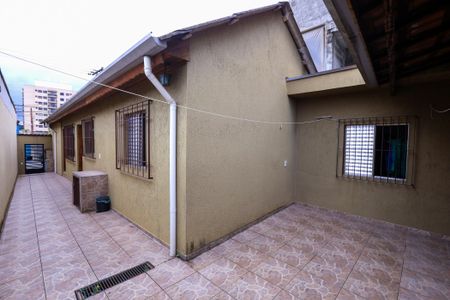 Casa à venda com 85m², 2 quartos e 1 vagaQuintal