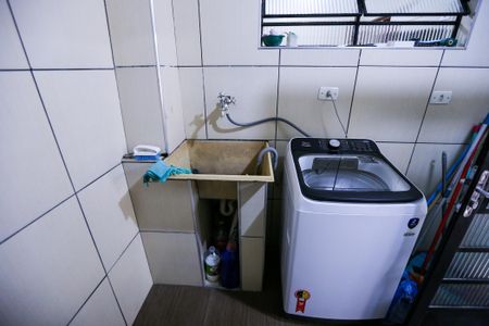 Casa à venda com 85m², 2 quartos e 1 vagaÁrea de Serviço