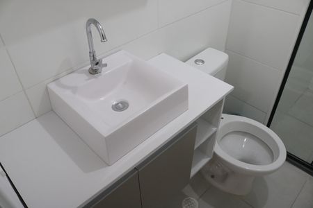 Apartamento para alugar com 38m², 2 quartos e sem vagaBanheiro