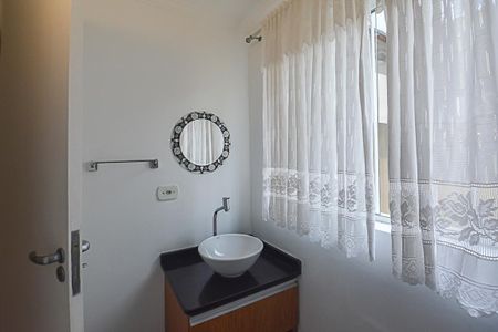 Casa para alugar com 180m², 3 quartos e 2 vagas Casa para alugar com 180m², 3 quartos e 2 vagasLavabo