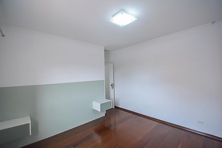 Casa para alugar com 180m², 3 quartos e 2 vagas Casa para alugar com 180m², 3 quartos e 2 vagasQuarto Suíte