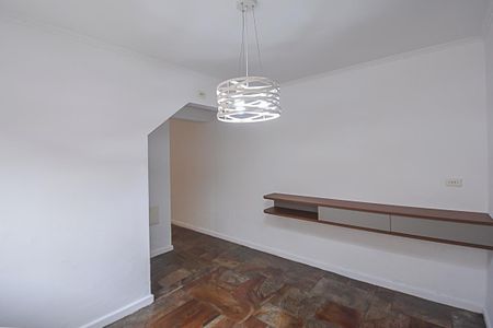Casa para alugar com 180m², 3 quartos e 2 vagas Casa para alugar com 180m², 3 quartos e 2 vagasCopa