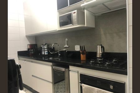 Apartamento à venda com 58m², 2 quartos e 1 vagaCozinha