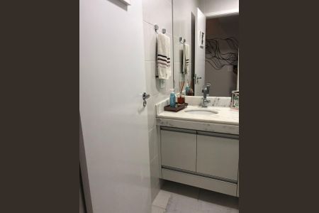 Apartamento à venda com 58m², 2 quartos e 1 vagaÁrea de Serviço