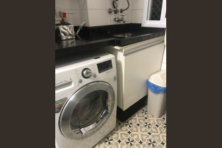 Apartamento à venda com 58m², 2 quartos e 1 vagaÁrea de Serviço