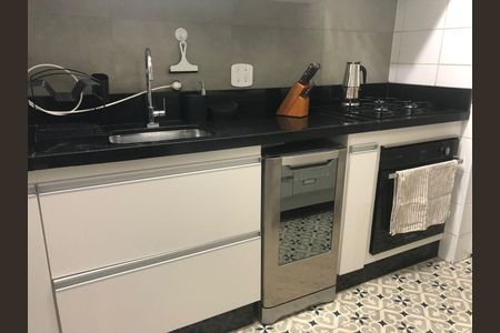 Apartamento à venda com 58m², 2 quartos e 1 vagaCozinha