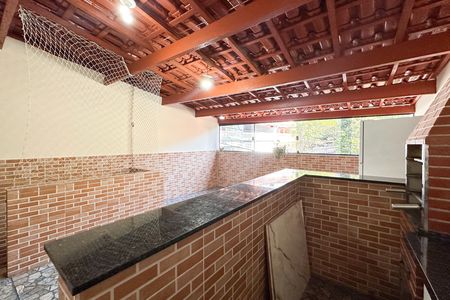 Casa à venda com 120m², 3 quartos e 1 vagaÁrea gourmet