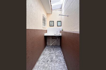 Casa à venda com 120m², 3 quartos e 1 vagaÁrea de Serviço