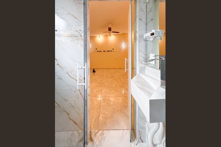 Casa à venda com 120m², 3 quartos e 1 vagaBanheiro da Suíte 2