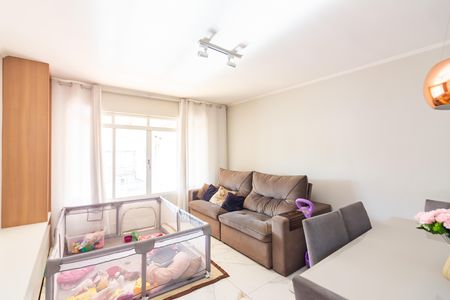 Sala de casa à venda com 2 quartos, 155m² em Vila Osasco, Osasco