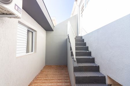 Casa à venda com 155m², 2 quartos e 2 vagas Casa à venda com 155m², 2 quartos e 2 vagasQuintal