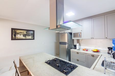 Casa à venda com 155m², 2 quartos e 2 vagas Casa à venda com 155m², 2 quartos e 2 vagasCozinha