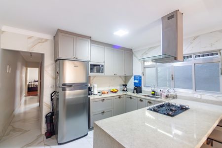 Casa à venda com 155m², 2 quartos e 2 vagas Casa à venda com 155m², 2 quartos e 2 vagasCozinha