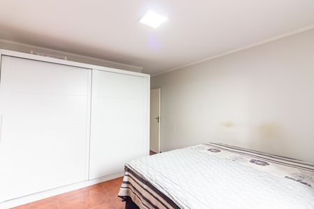 Casa à venda com 155m², 2 quartos e 2 vagas Casa à venda com 155m², 2 quartos e 2 vagasQuarto 1