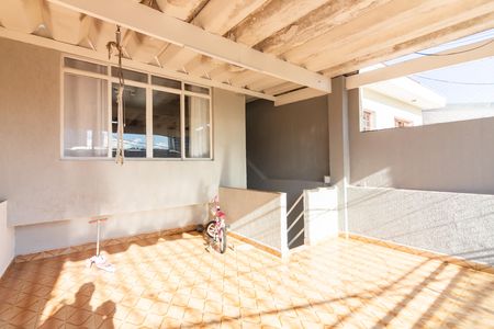 Varanda  de casa à venda com 2 quartos, 155m² em Vila Osasco, Osasco