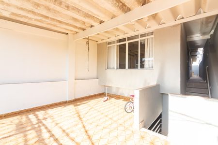 Varanda de casa à venda com 2 quartos, 155m² em Vila Osasco, Osasco