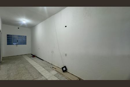 Sala de casa para alugar com 3 quartos, 237m² em Vila Sao Rafael, Guarulhos