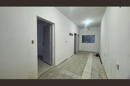 Sala de casa para alugar com 3 quartos, 237m² em Vila Sao Rafael, Guarulhos