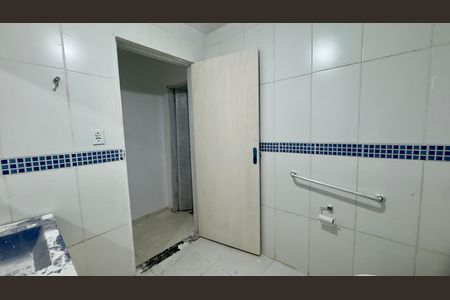 Casa para alugar com 237m², 3 quartos e 1 vaga Casa para alugar com 237m², 3 quartos e 1 vagaBanheiro