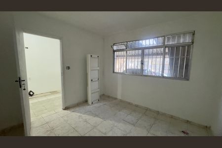 Casa para alugar com 237m², 3 quartos e 1 vaga Casa para alugar com 237m², 3 quartos e 1 vagaQuarto 2