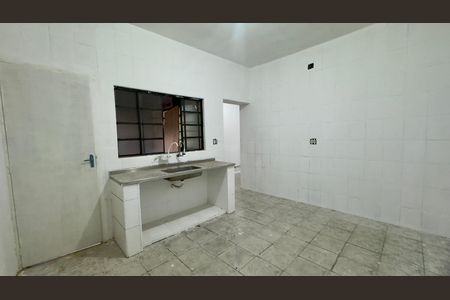 Casa para alugar com 237m², 3 quartos e 1 vaga Casa para alugar com 237m², 3 quartos e 1 vagaCozinha