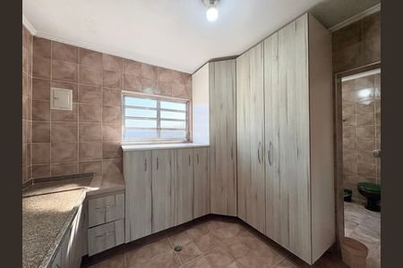 Casa para alugar com 250m², 3 quartos e 4 vagas Casa para alugar com 250m², 3 quartos e 4 vagasBanheiro da Suíte