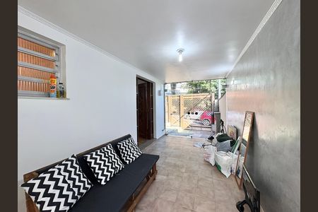 Casa para alugar com 250m², 3 quartos e 4 vagas Casa para alugar com 250m², 3 quartos e 4 vagasEntrada