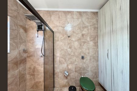 Casa para alugar com 250m², 3 quartos e 4 vagas Casa para alugar com 250m², 3 quartos e 4 vagasBanheiro da Suíte