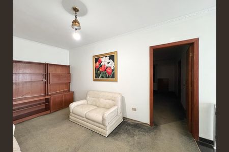 Casa para alugar com 250m², 3 quartos e 4 vagas Casa para alugar com 250m², 3 quartos e 4 vagasHall dos Quartos