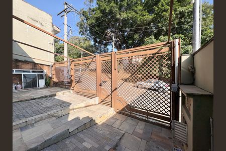 Casa para alugar com 250m², 3 quartos e 4 vagas Casa para alugar com 250m², 3 quartos e 4 vagasGaragem