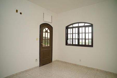Casa para alugar com 100m², 2 quartos e 2 vagas Casa para alugar com 100m², 2 quartos e 2 vagasQuarto 1