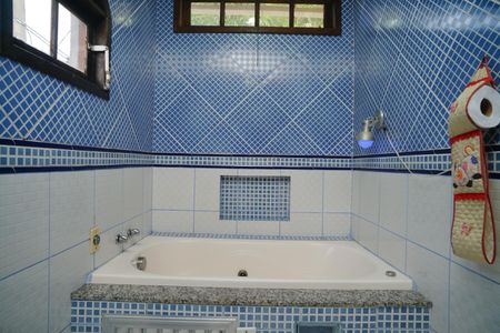 Casa para alugar com 100m², 2 quartos e 2 vagas Casa para alugar com 100m², 2 quartos e 2 vagasBanheiro da Suíte