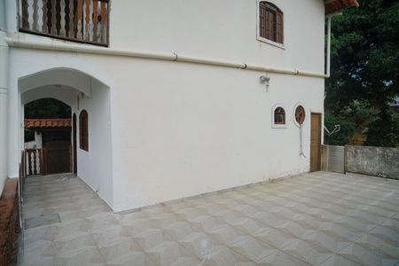 Casa para alugar com 100m², 2 quartos e 2 vagas Casa para alugar com 100m², 2 quartos e 2 vagasÁrea externa