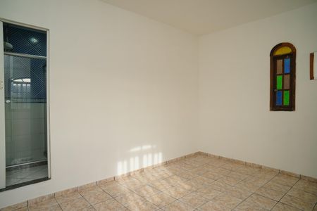 Casa para alugar com 100m², 2 quartos e 2 vagas Casa para alugar com 100m², 2 quartos e 2 vagasQuarto 2