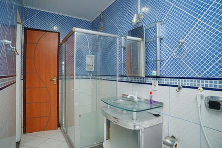 Casa para alugar com 100m², 2 quartos e 2 vagas Casa para alugar com 100m², 2 quartos e 2 vagasBanheiro da Suíte