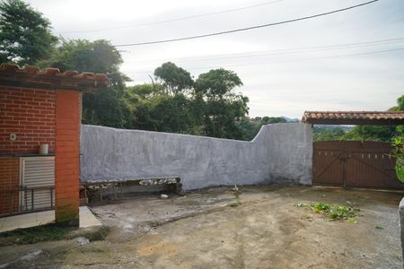 Casa para alugar com 100m², 2 quartos e 2 vagas Casa para alugar com 100m², 2 quartos e 2 vagasGaragem