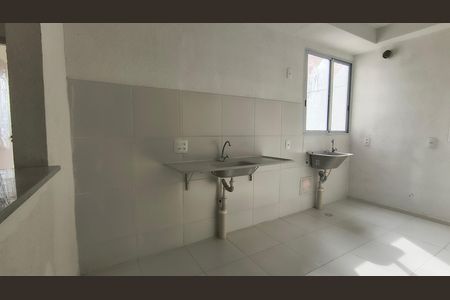 Apartamento para alugar com 44m², 2 quartos e 1 vaga Apartamento para alugar com 44m², 2 quartos e 1 vagaCozinha e Área de Serviço