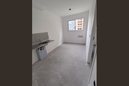 Sala/Cozinha de apartamento à venda com 1 quarto, 24m² em Barra Funda, São Paulo