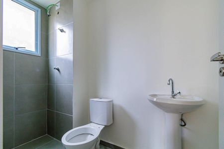 Apartamento para alugar com 24m², 1 quarto e sem vaga Apartamento para alugar com 24m², 1 quarto e sem vagaBanheiro da Suíte
