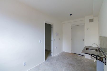 Apartamento para alugar com 24m², 1 quarto e sem vaga Apartamento para alugar com 24m², 1 quarto e sem vagaSala/cozinha