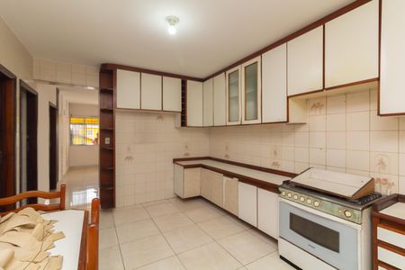 Casa para alugar com 240m², 3 quartos e 6 vagas Casa para alugar com 240m², 3 quartos e 6 vagasCozinha 2