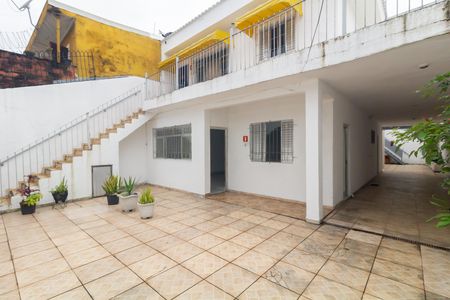 Casa para alugar com 240m², 3 quartos e 6 vagas Casa para alugar com 240m², 3 quartos e 6 vagasGaragem