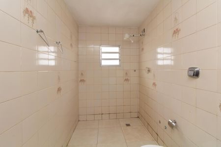 Casa para alugar com 240m², 3 quartos e 6 vagas Casa para alugar com 240m², 3 quartos e 6 vagasBanheiro 2